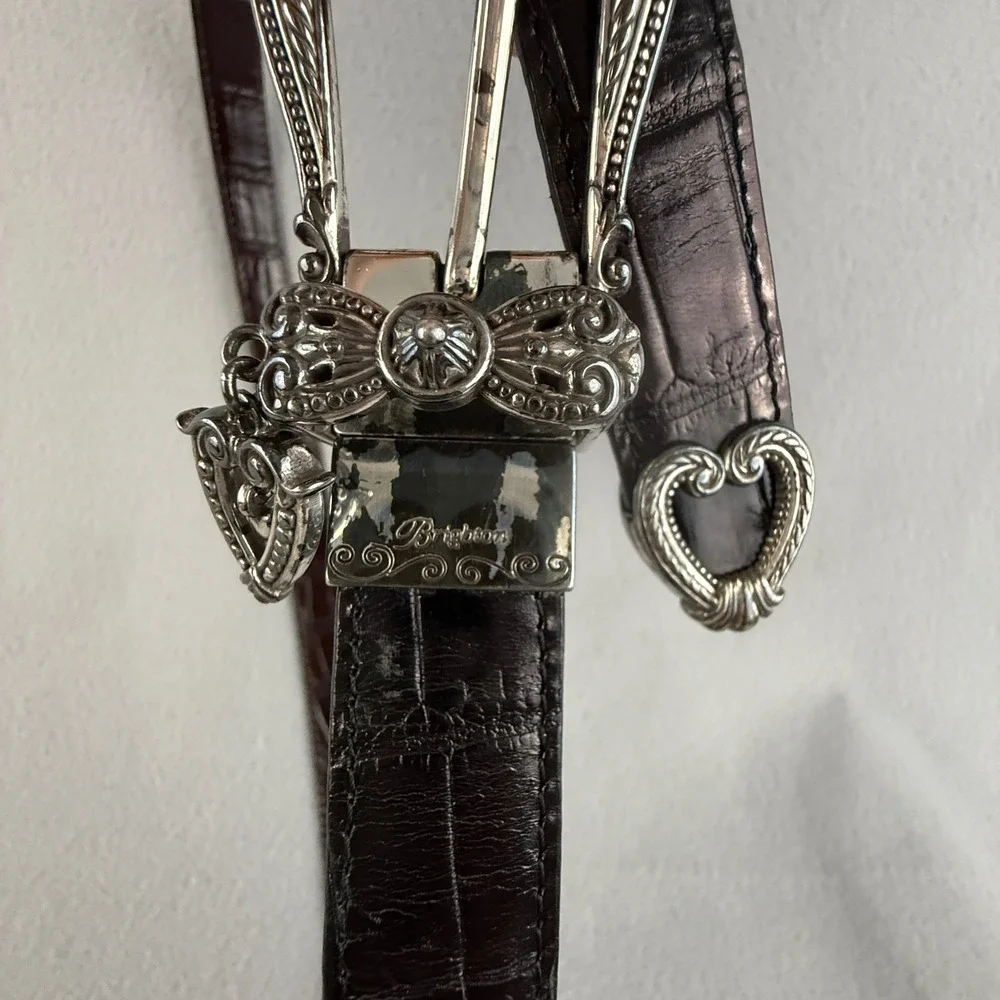 Brighton Belt Size 36 Alligator Embossed Brown Leather Skinny Belt‎ Silver Heart